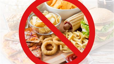 5 أكلات ممنوع تناولها يوميا حفاظا على الصحة