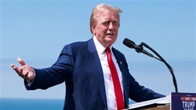 الخزانة الأمريكية تدرس إصدار عملة معدنية بقيمة دولار تحمل صورة ترامب