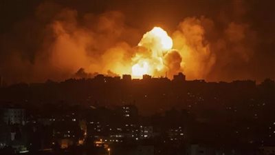 إسرائيل ترد على طلب ترامب بقصف جنوني 