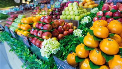 سعر الفاكهة اليوم، ارتفاع كبير في العنب والجوافة وانخفاض البرتقال ومانجو كيت