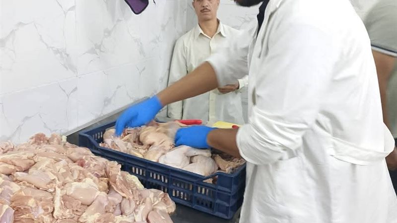 ضبط أغذية فاسدة