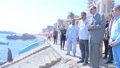 محافظ سوهاج يتفقد جزيرة المستجدة في المنشاة لمتابعة منسوب النيل