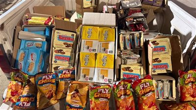 ضبط 50 ألف قطعة مواد غذائية فاسدة في حملة تموينية بالفيوم