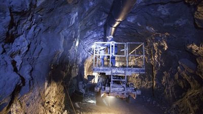 إجلاء 151 شخصا من منجم في مقاطعة كيميروفو الروسية بسبب انهيار صخري