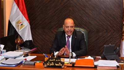 لغينا الحبس، حوار ساخن بين وزير العمل واتحاد الصناعات حول القانون الجديد