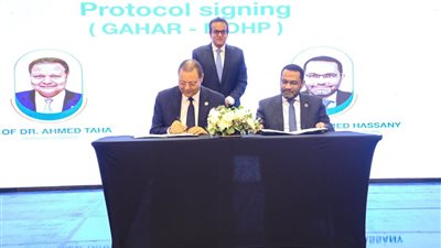 وزير الصحة يعلن إطلاق دليل عمل لسلامة المرضى في أقسام حديثي الولادة