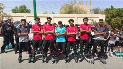 عروض اسكيت وماراثون دراجات في طابور العرض بحفل العيد القومي للوادي الجديد
