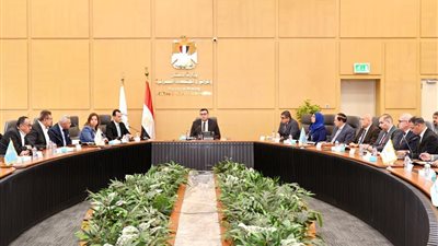  المصري للبناء الأخضر يناقش الإجراءات التنفيذية والمحفزات الخاصة بالاستراتيجية الوطنية للعمران المستدام