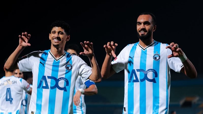 بيراميدز والجيش الرواندي.