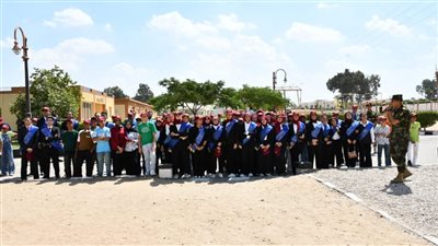 في ذكرى انتصارات أكتوبر، طلاب جامعة الإسكندرية في زيارة ميدانية لقوات المظلات المصرية