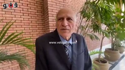 السكرتير الخاص لمبارك يزور ضريحه في ذكرى انتصارات أكتوبر (فيديو) 