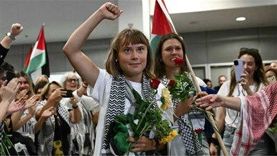 مجنونة وبحاجة إلى زيارة طبيب، ترامب يفتح النار على الناشطة السويدية جريتا ثونبرج 