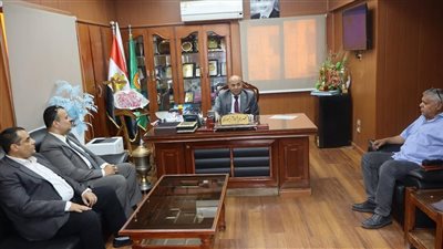 وكيل التعليم بالدقهلية يستضيف مسئولي التعليم الصناعي بالوزارة (صور)