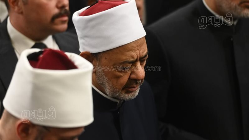 الإمام الأكبر خلال