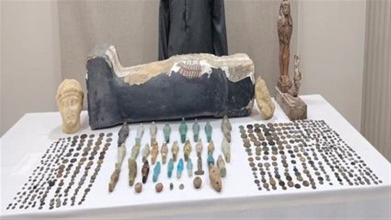 ضبط 533 قطعة أثرية