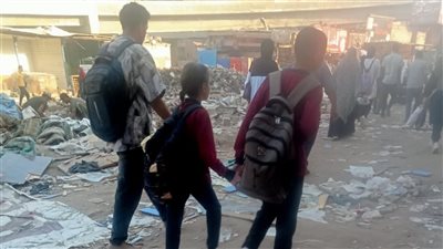 أهالي المرج الجديدة يناشدون الحي رفع القمامة بعد إزالة إشغالات الباعة الجائلين (صور)