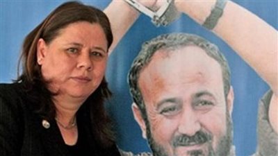 مصدر: زوجة البرغوثي غادرت رام الله بشكل عاجل إلى مصر