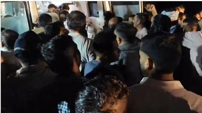 مشاهد مروعة، انهيار أرضي يبتلع حافلة ركاب في الهند ويسفر عن مصرع 18 شخصا