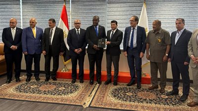استعدادا لدورة الألعاب الأفريقية، وزير الرياضة يعقد اجتماعا تحضيريا بحضور إدريس