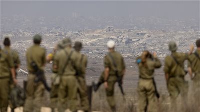 صحيفة عبرية تكشف عن حادث عملياتي لجنود إسرائيليين في غزة ووقوع مصابين