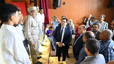 وزير الثقافة يفتتح قصر ثقافة حلوان بعد تطويره