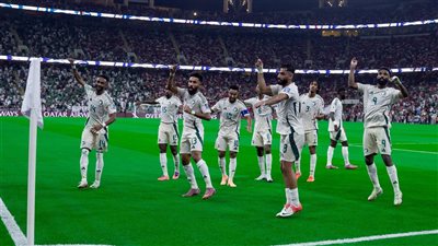 السعودية والجزائر يتعادلان سلبيا في الشوط الأول وديا