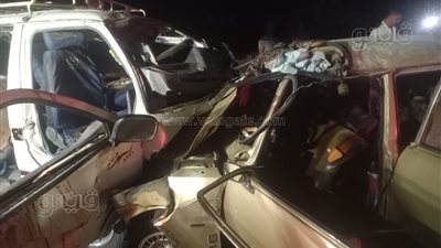 مصرع وإصابة 22 شخصا في حادث على الطريق الصحراوي الغربي بالأقصر (صور)