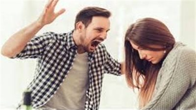  تفسير حلم ضرب الزوجة في المنام وعلاقته بتقديم هدية ثمينة 