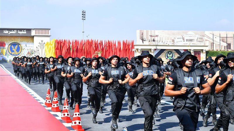 طلاب كلية الشرطة