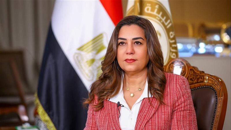 الدكتورة منال عوض،