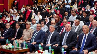 محافظ الإسماعيلية يشهد احتفال جامعة قناة السويس بـ