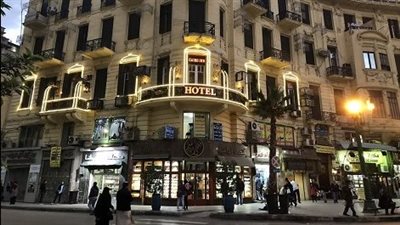فندق كوزموبوليتان، شاهد على تاريخ وسط القاهرة لأكثر من 120 عامًا (فيديو)
