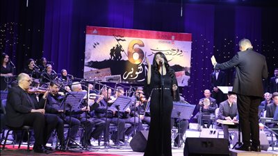 قصور الثقافة تحتفل بذكرى انتصارات أكتوبر على مسرح السامر (صور)