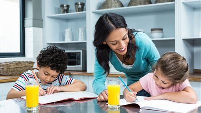 نصائح للأمهات، طرق المذاكرة بهدوء لابنك العنيد