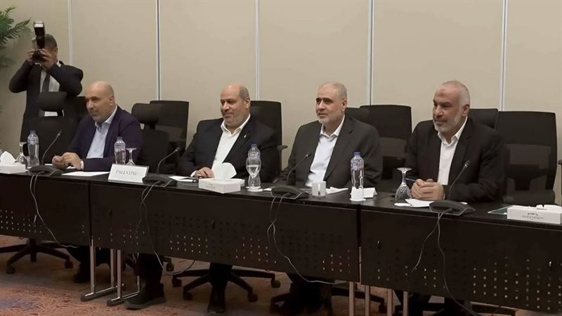 وفد حركة حماس بمفاوضات