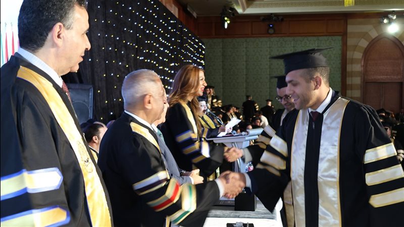 حفل تخرج طلاب الدراسات