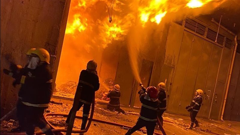 إخماد حريق شقة بالنزهة،