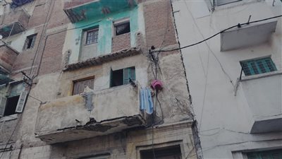 تفاصيل جديدة حول انهيار جزئي لعقار غرب الإسكندرية 