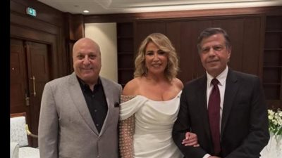 إيناس الدغيدي تحتفل بزواجها بين الأصدقاء والأقارب (فيديو وصور)