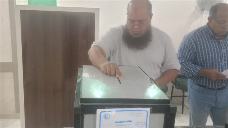 اقبال كثيف علي انتخابات