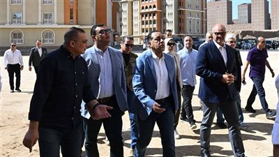 محافظ القليوبية أمام رئيس الوزراء: 100% نسبة تغطية الصرف الصحي في المدن 