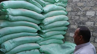  تموين الشرقية يضبط 4.5 طن دقيق مهرب 