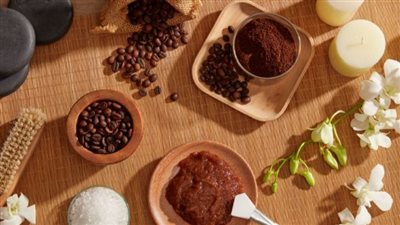 لبشرة متوهجة في الصباح، ابدئي يومك بـ ماسك القهوة والعسل 