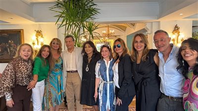 عقب غيابهما عن مراسم عقد القرآن، ليلى علوى ويسرا تحتفلان بزواج إيناس الدغيدي