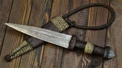 تفسير رؤيا الخنجر في المنام وعلاقتها بخير قادم فى القريب 