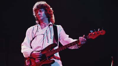 وفاة المغني الأسطوري لفرقة الروك 