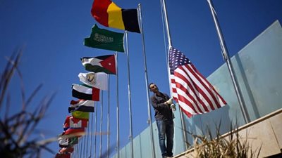 بأعلام الدول وتزيين الشوارع، شرم الشيخ تستعد لاستقبال قادة العالم في قمة السلام (صور)