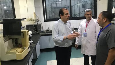 نائب وزير الصحة يحيل إدارة مستشفى الأحرار التعليمي بالشرقية للتحقيق 