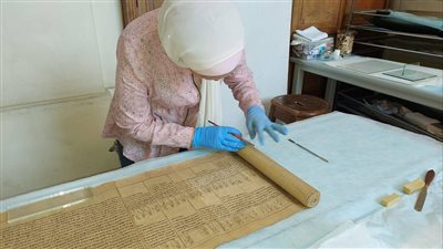 المتحف المصري بالتحرير يكشف خطوات ترميم ومعالجة تشوهات الآثار