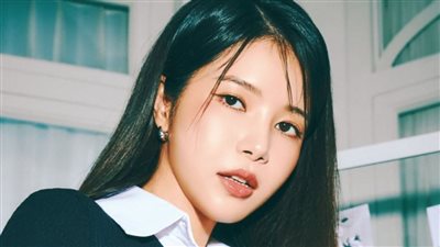 في خطوة مفاجئة، نجمة الكيبوب سولار تعلن التحاقها بالخدمة العسكرية 